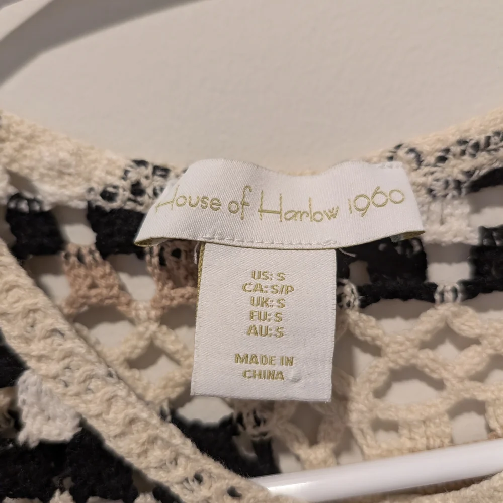 House of Harlow 1960 Crochet Square-Panel Festival Dress in Cream and Black - Picture 3 of 4